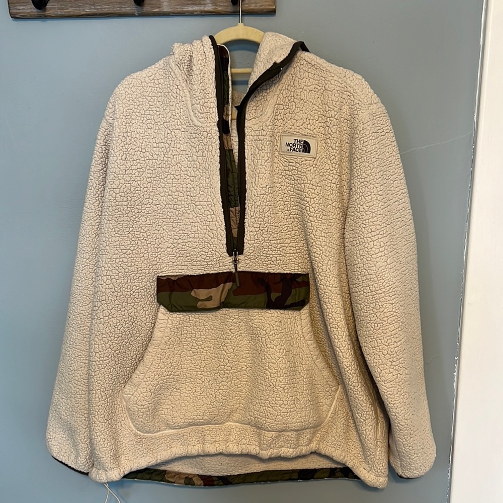 Mens Northface pullover